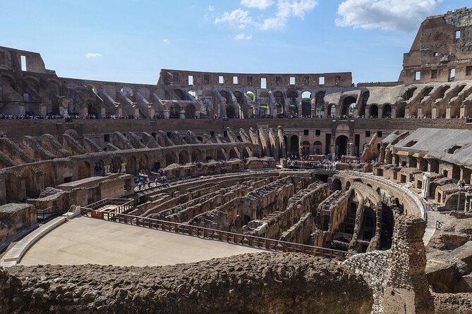 Rome: Colosseum, Forum, & Palatine Hill with Audio Guide - Climbing Palatine Hill: Rome Views From 40 Meters Up