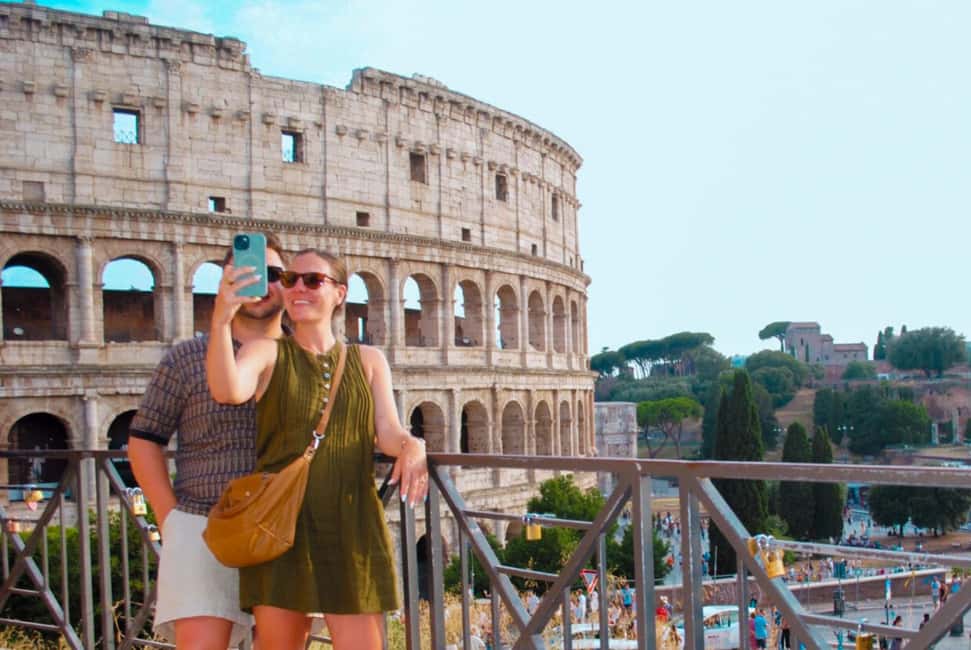 Rome: Colosseum, Forum & Palatine Hosted Entry Experience - Hosted entry that makes the Colosseum day actually workable