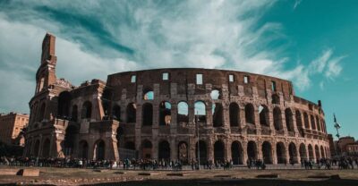 Rome: Colosseum, Forum, Palatine with Breakfast or Aperitif - Roman Forum on Your Phone: Daily Life, Caesar, and the Big Ideas