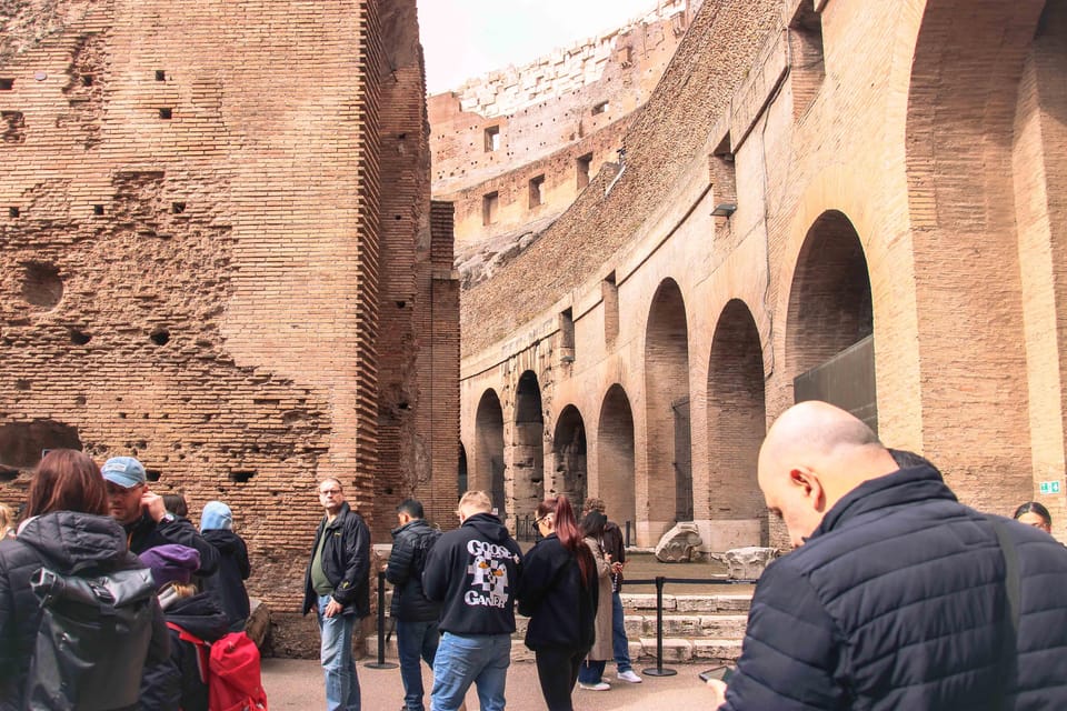 Rome: Colosseum & Forum with Audio Guide App -Optional Arena - Roman Forum: political ruins with real pacing freedom