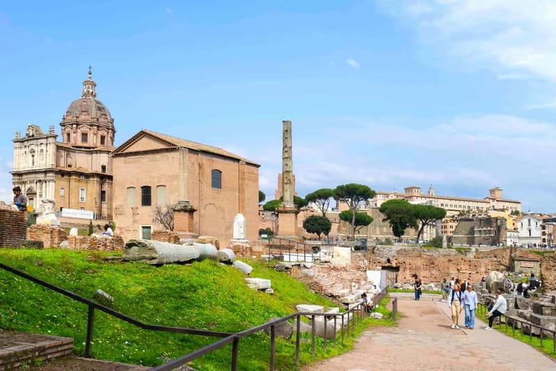 Rome: Colosseum & Forum with Audio Guide - Optional Arena - Audio guide reality check: languages, headphones, and phone setup