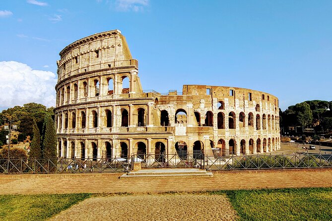 Rome: Colosseum Guided Tour with Roman Forum and Palatine hill - Who should book this Colosseum–Forum–Palatine tour