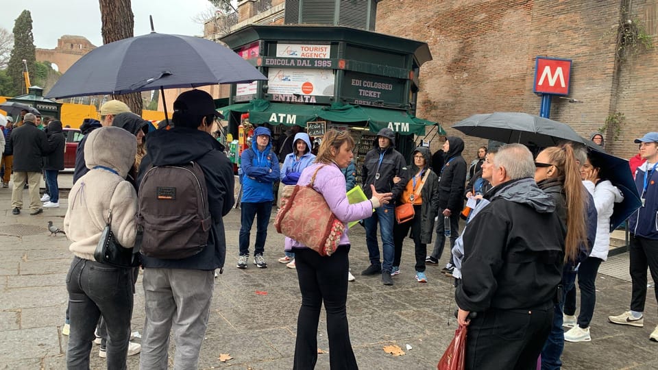 Rome: Colosseum Guided Tour with Roman Forum & Palatine Hill - The guide experience: when it’s great, you feel it