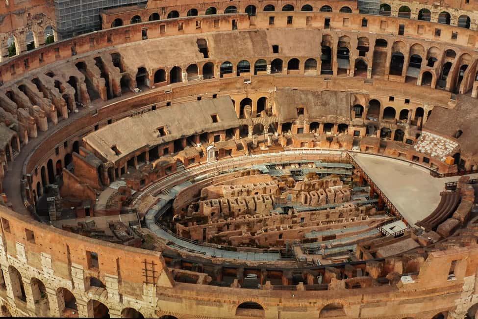 Rome: Colosseum, Palatine Hill, and Forum Guided Experience - The guide factor: what stands out in the reviews