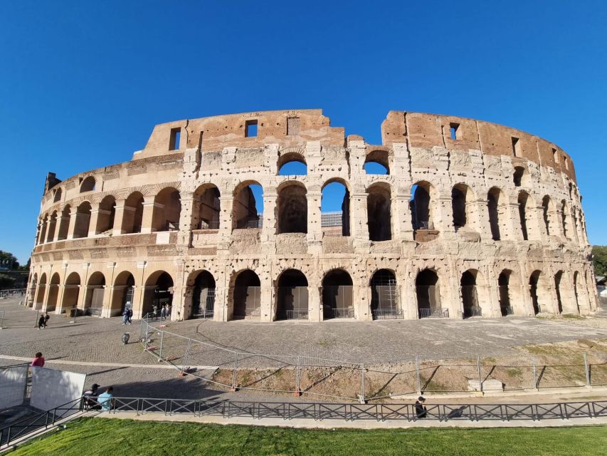 Rome: Colosseum, Palatine Hill and Roman Forum Guider Tour - Key points to know before you go