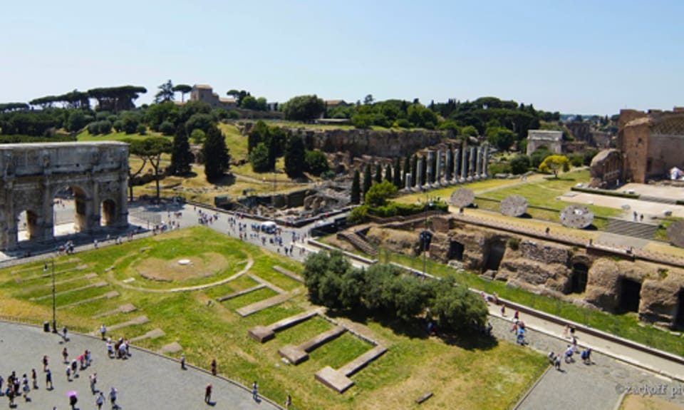 Rome: Colosseum, Palatine Hill, and Roman Forum Tour - Roman Forum walk: the heart of civic and sacred Rome