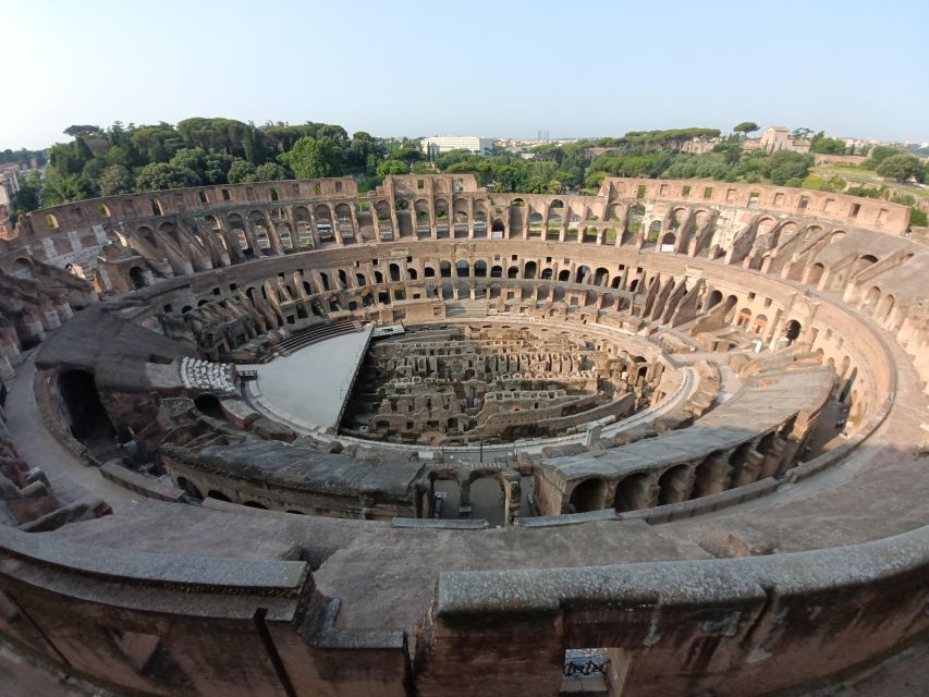 Rome: Colosseum, Palatine Hill, & Roman Forum Walking Tour - Entering the Flavian Amphitheatre: what you actually see on levels 1 and 2