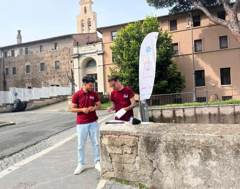 Rome: Colosseum, Roman Forum and Palatine Hill & Audioguide - Roman Forum + Piazza Venezia: how to read the ruins like a story
