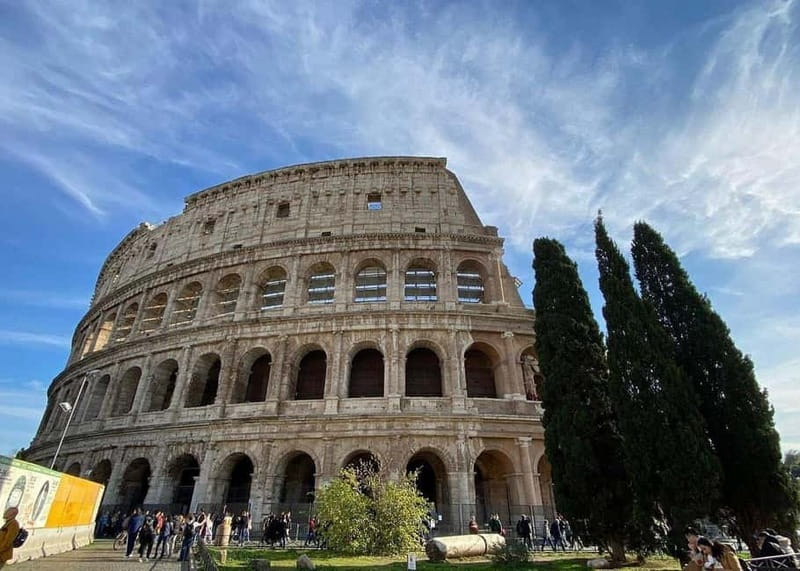 Rome: Colosseum, Roman Forum and Palatine Hill & Audioguide - Palatine Hill: birthplace vibes and the Circus Maximus outlook