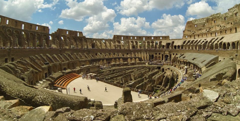 Rome: Colosseum, Roman Forum, and Palatine Hill Tour - Meeting Near the Colosseum: The Part You Can Control