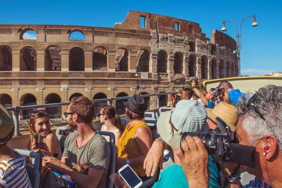Rome: Colosseum, Roman Forum, Palatine Hill & Hop-on Hop-off - What the Colosseum + Mamertine Prison combo is really about