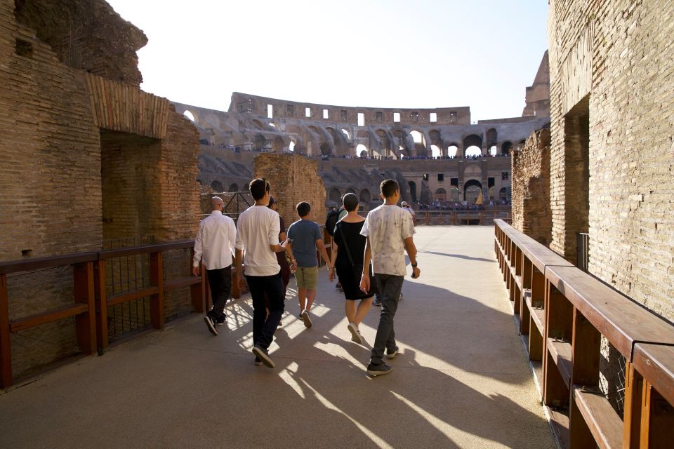 Rome: Colosseum Underground Small Group Guided Tour - Upper Colosseum walkthrough: a quick circuit with the right context