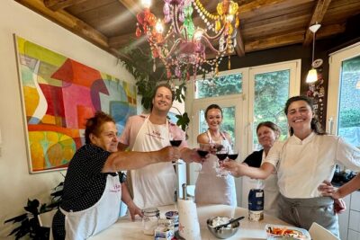 Rome : Cooking Class in a Real Roman Home in Trastevere - Making Pasta From Scratch: Fettuccine, Ravioli, and Orecchiette