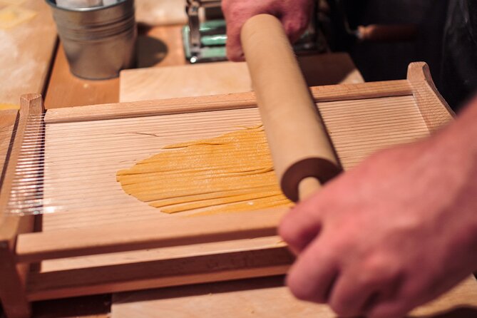 Rome Cooking Class: Make Pasta, Dine & Drink Wine With Local Chef - How Small-Group Size Changes Everything