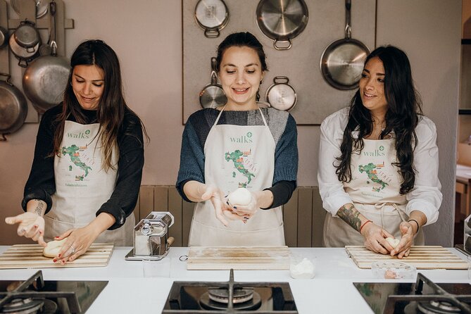 Rome Cooking Class: Make Pasta, Dine & Drink Wine With Local Chef - The Hands-On Pasta Lesson: Fettuccine from Scratch