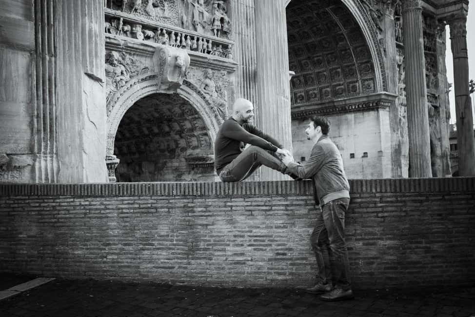 Rome: Couple Photoshoot Experience LGBTQ+ Friendly - Where meeting points fit into the plan