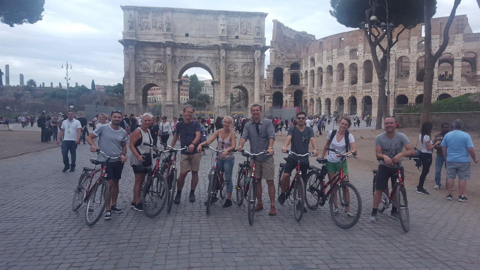 Rome: Cycling through Eternity - Arch of Constantine and a Colosseum-area viewpoint