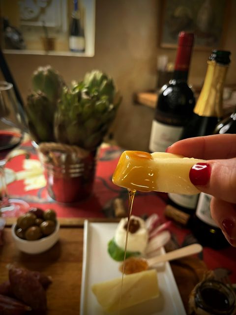 Rome: Dinner Food Tasting & Wine Pairing VIP Experience - Food Highlights: DOP/IGP Classics, Olives, Bread, and Roman Pizza