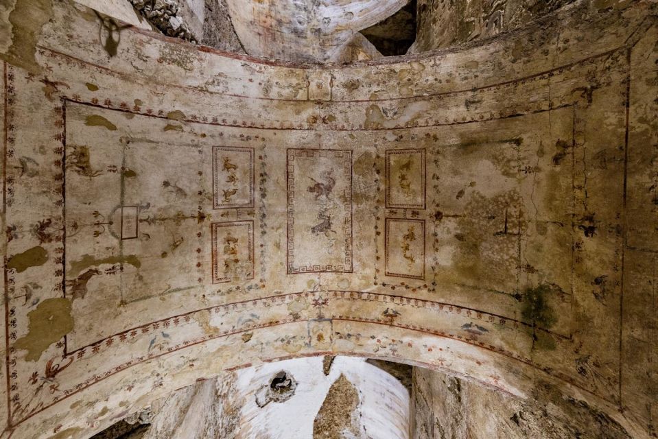 Rome: Domus Aurea Guided Group Tour - Finding Oppio Caffè and Spotting Your Through Eternity Guide