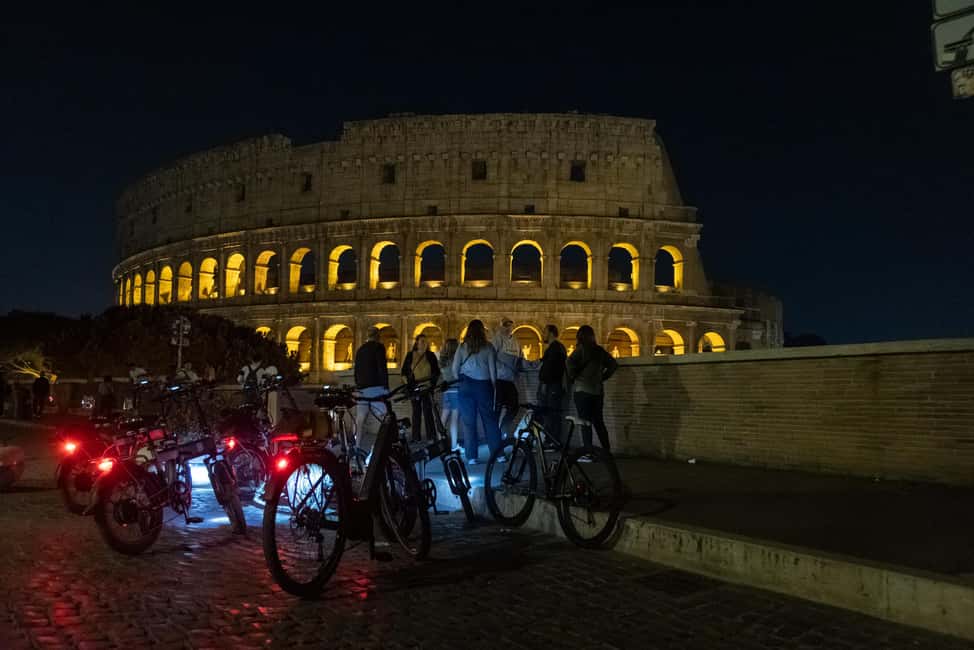 Rome: E-Bike Night Tour with Food and Wine Tasting - Why this Rome night e-bike route works so well