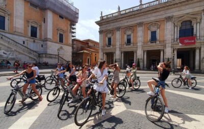 Rome: E-Bike Rental with Audio Guide - How the audio guide app works while you’re cycling