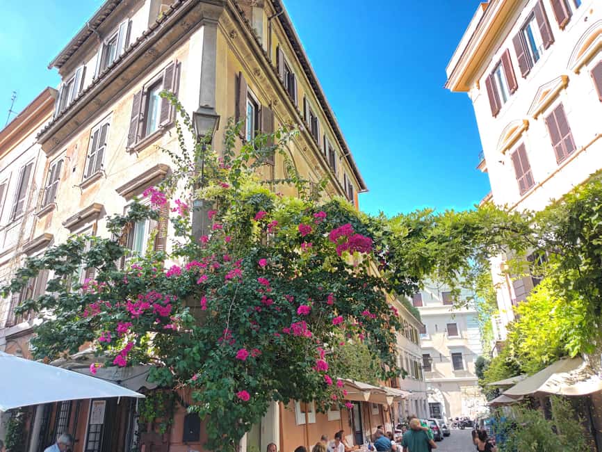 Rome: E-Bike Tour of the Seven Hills - Quirinale to Trevi: classic Rome, quick photos, big energy