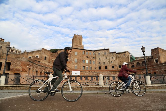 Rome E-Bike Tour – Premium Small Group with Local Guide - Pantheon stop: the best-preserved ancient monument, minus the ticket pressure