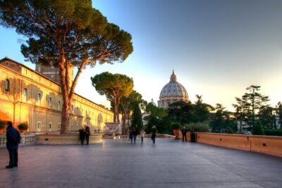 Rome: Early Bird Vatican Museums Small Group Tour (MAX 6 People) - Vatican Museums: From the Pigna Courtyard to Pomodoro’s Sphere