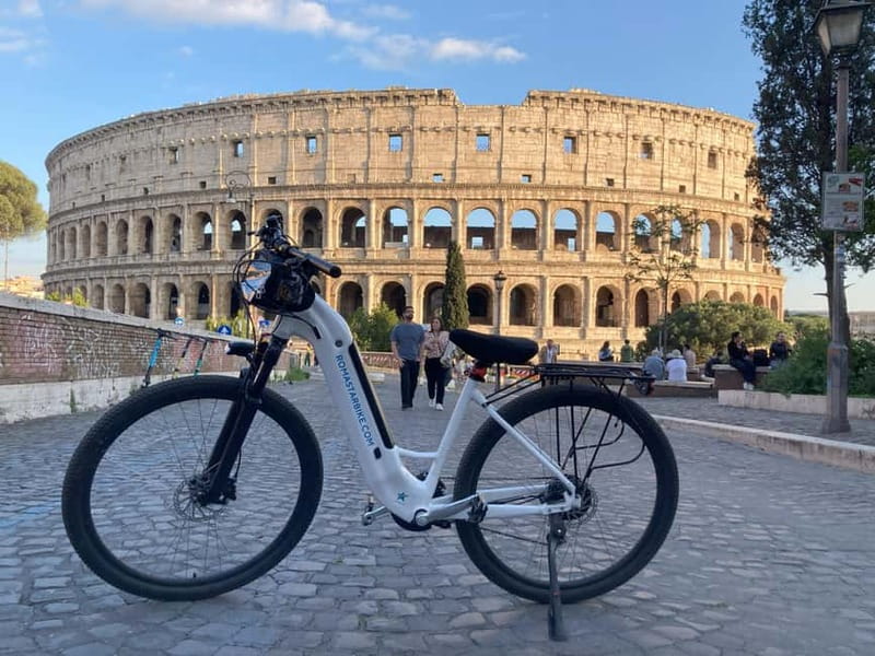 Rome: Early Morning eBike Tour - Piazza Navona, Campo de’ Fiori, and Trastevere: neighborhood Rome between the icons