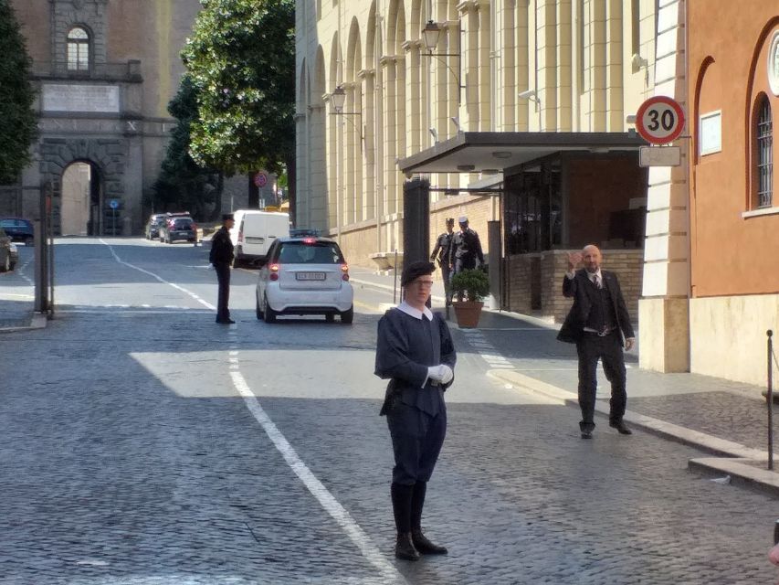 Rome: Early Morning Small-Group Vatican Tour with Pickup - Key points