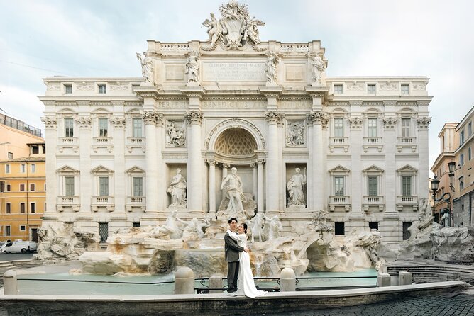 Rome: Early Morning Trevi Fountain Photoshoot & Iconic Landmarks - Why a sunrise Trevi Fountain session feels different