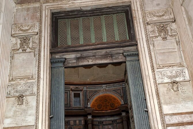 Rome : Entrance ticket Pantheon with digital audio guide - A balanced take: what could annoy you?