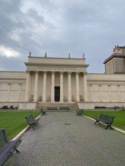 Rome: Escorted Entrance to the Vatican Museum - Sistine Chapel and Botticelli frescoes: where the clock matters