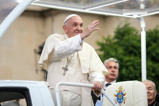 Rome: Escorted Papal Audience Experience with Entry Ticket - Wednesday Morning With the Pope: what makes this worth planning