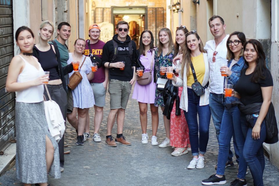 Rome: Evening Walking Tour with Cocktails and Local Guide - The last cocktail bar: finishing strong without rushing