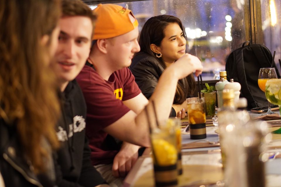 Rome: Evening Walking Tour with Cocktails and Local Guide - Should you book the Spritzy Tour?