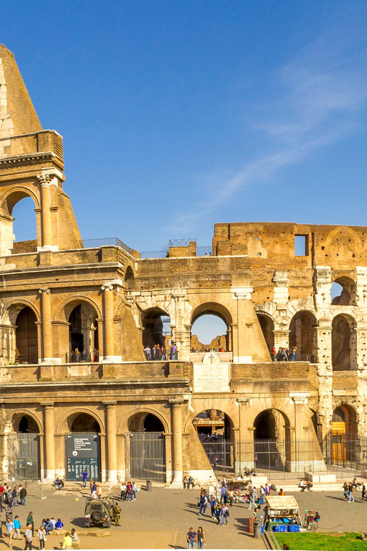 Rome: Exclusive Colosseum Underground and Arena Guided Tour - Group Size, Guides, and the Reality of Headsets