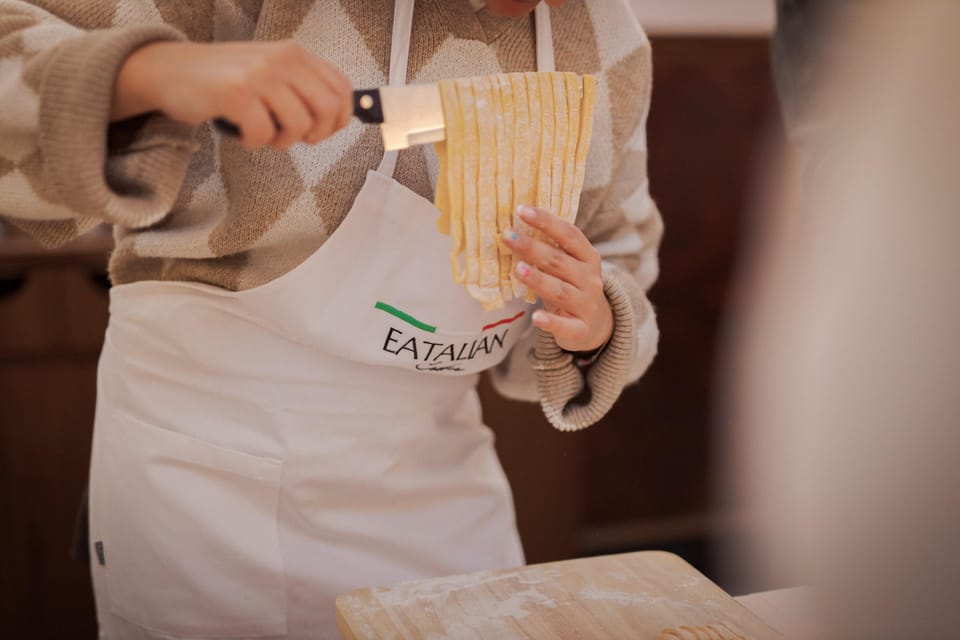 Rome: Fettuccine Pasta Cooking Class in Rome's City Center - Key things to know before you go