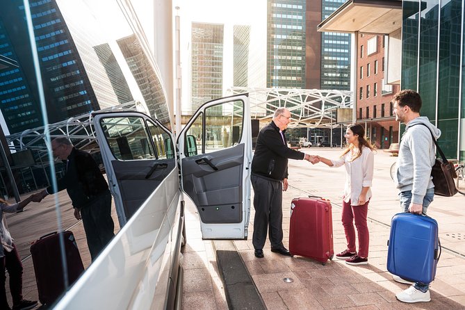 Rome Fiumicino Airport (FCO) Private Departure Transfer from Rome City Hotels - The Ride: Air-Conditioned, No Extra Stops, Terminal-Steps Drop-Off