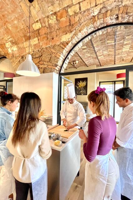 Rome: Five Shapes of Pasta Cooking Class in Ancient Tavern - Is This Pasta Class Right for You?