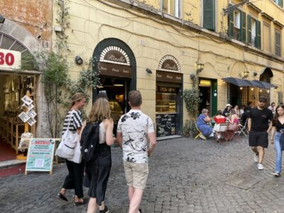 Rome: Food and Wine Tour, Trastevere and Jewish Ghetto - Trastevere street food: pizza by the slice and supplì