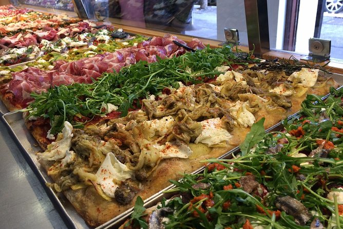 Rome Food Tour: Unlimited Tastings with Fine Wine & Barolo - Il Segreto: sit down for classic Roman pasta