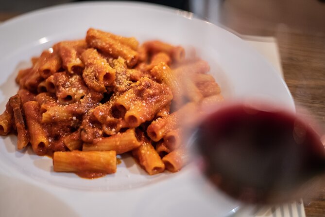 Rome Food Tour & Wine: Trastevere & Campo de' Fiori Like a Local - Meeting at Piazza Farnese, Then Settling Into the Right Pace
