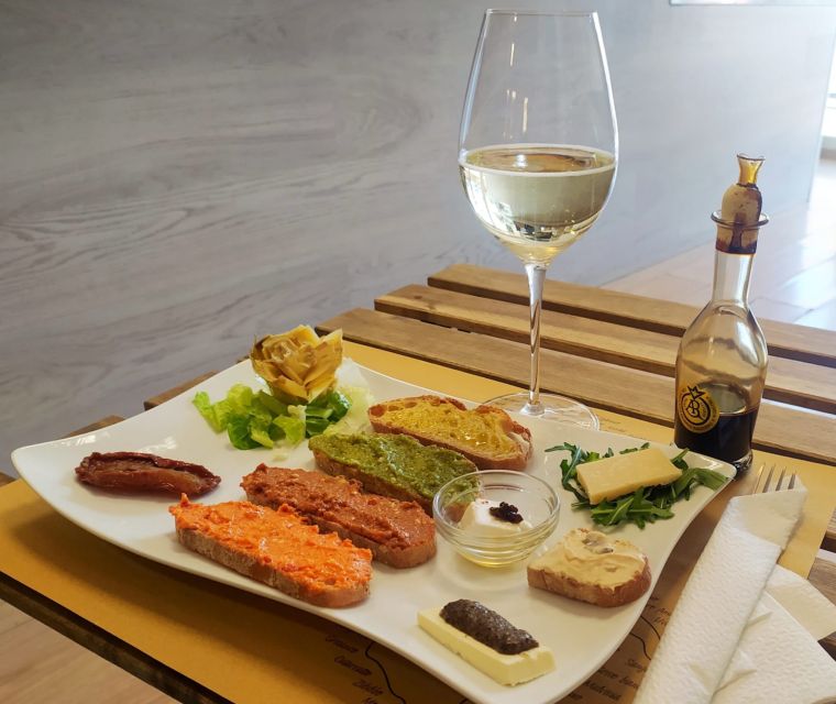 Rome: Food Tour with Unlimited Food and Barolo Wine - Rome’s food tour that works like a tasting menu (not a lecture)