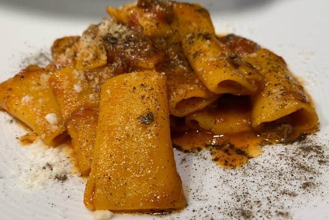 Rome: Food Walking Tour with Wine in Trastevere - Trastevere After Dark: Why This Small-Group Food Walk Works