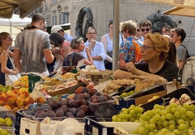 Rome: Food & Wine Tour of Campo de Fiori, Ghetto, Trastevere - Campo de’ Fiori Market: fruit color, market smells, and pizza bianca