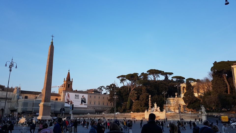 Rome: Fountains and Squares, Half Day Tour with Tasting - Trevi Fountain: Neptune, Tritons, and the Over-the-Shoulder Coin