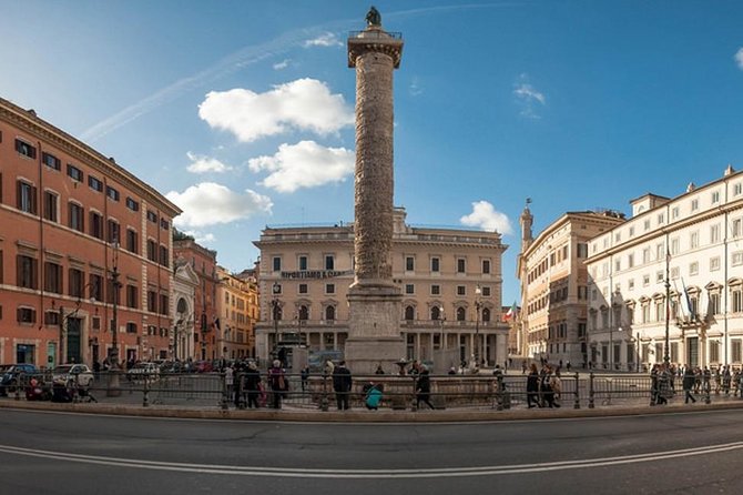Rome Fountains & Squares Walking Tour–Small Group w/ Local Expert - Campo de’ Fiori and Giordano Bruno: history with a sharp edge