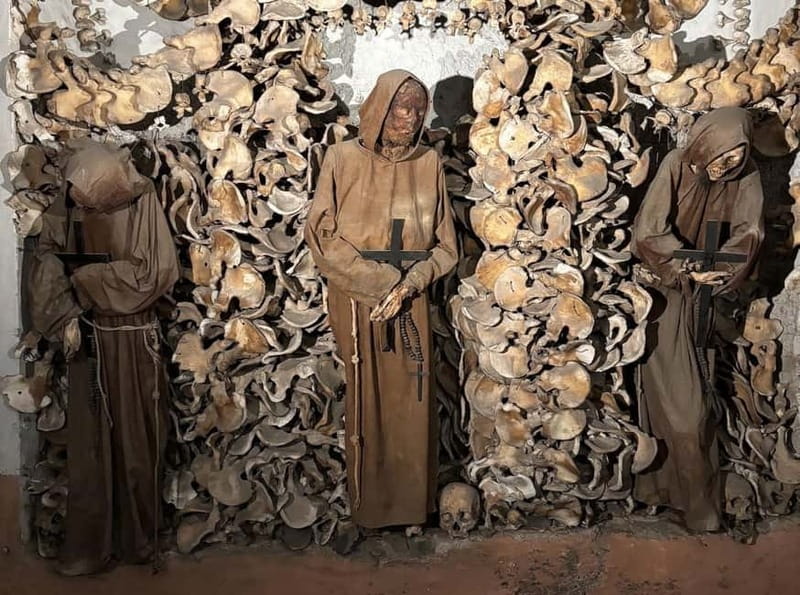 Rome: Ghosts & Bone Crypts Tours: 2 Tours, 1 Discount Ticket - Campo de’ Fiori to Via Giulia: the walk gets darker, not longer