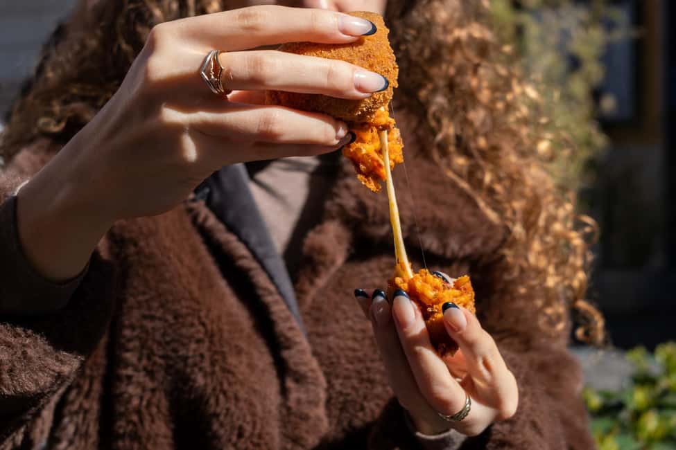 Rome: Guided Food Tour in Trastevere - Pricing and value: what $112.15 buys you in real terms